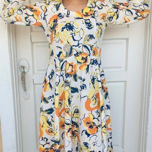 Women flowered dress